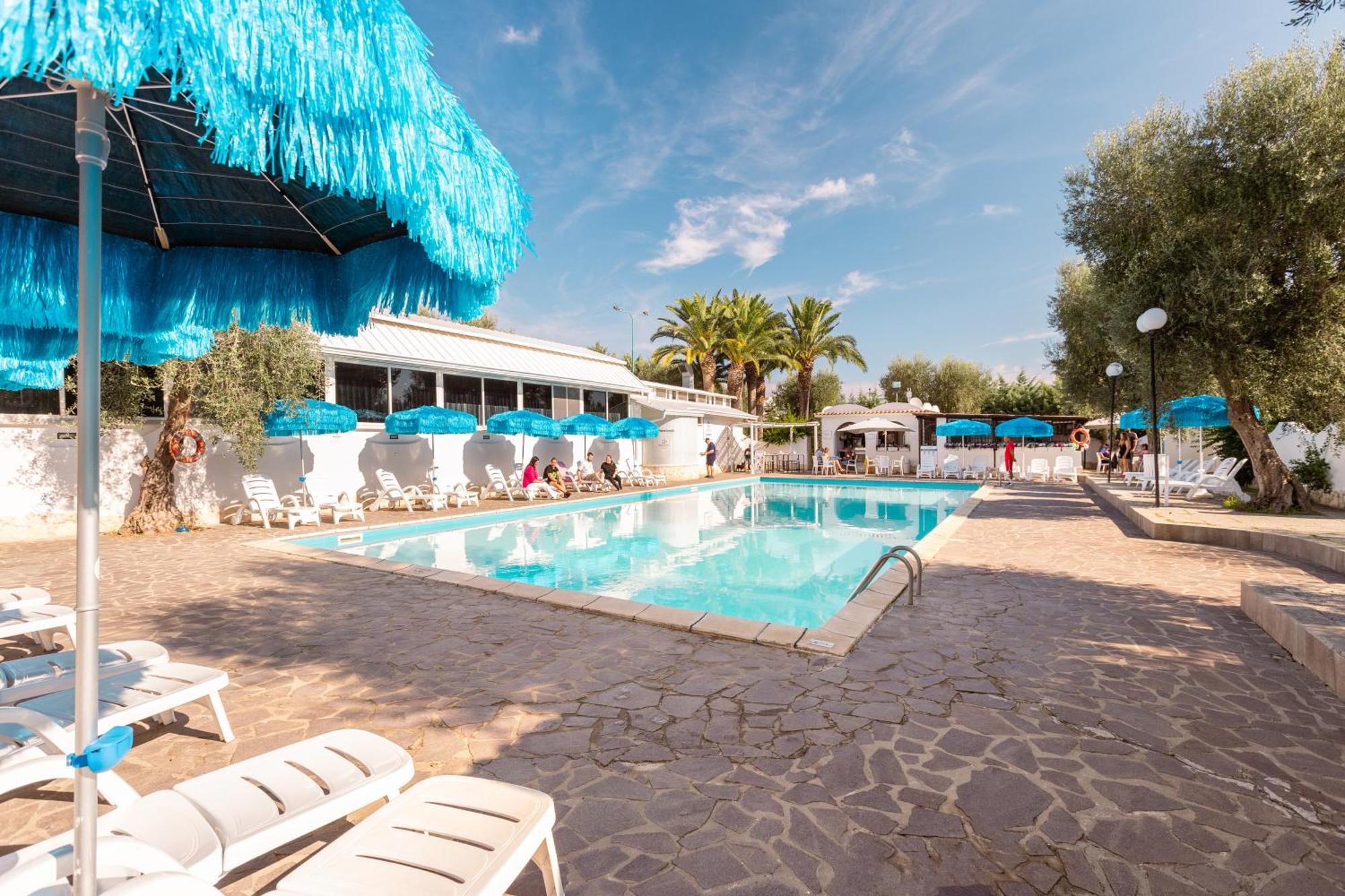 Hotel Palme Gemelle Vieste Esterno foto