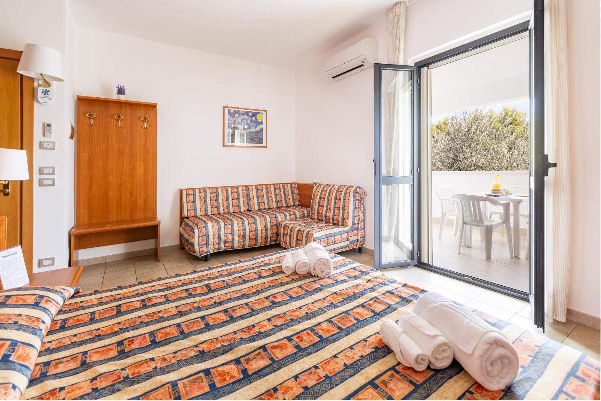Hotel Palme Gemelle Vieste Esterno foto