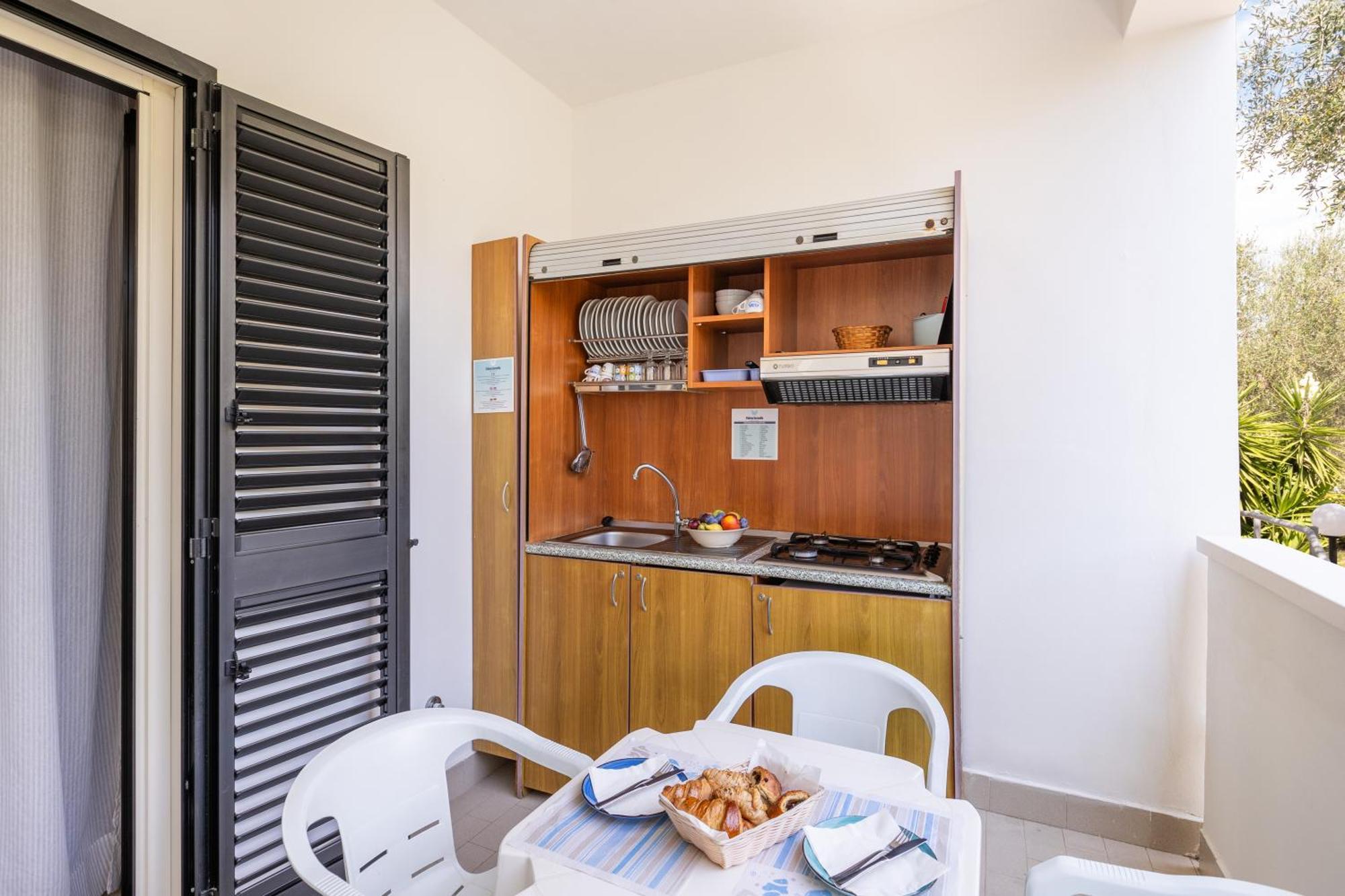 Hotel Palme Gemelle Vieste Esterno foto