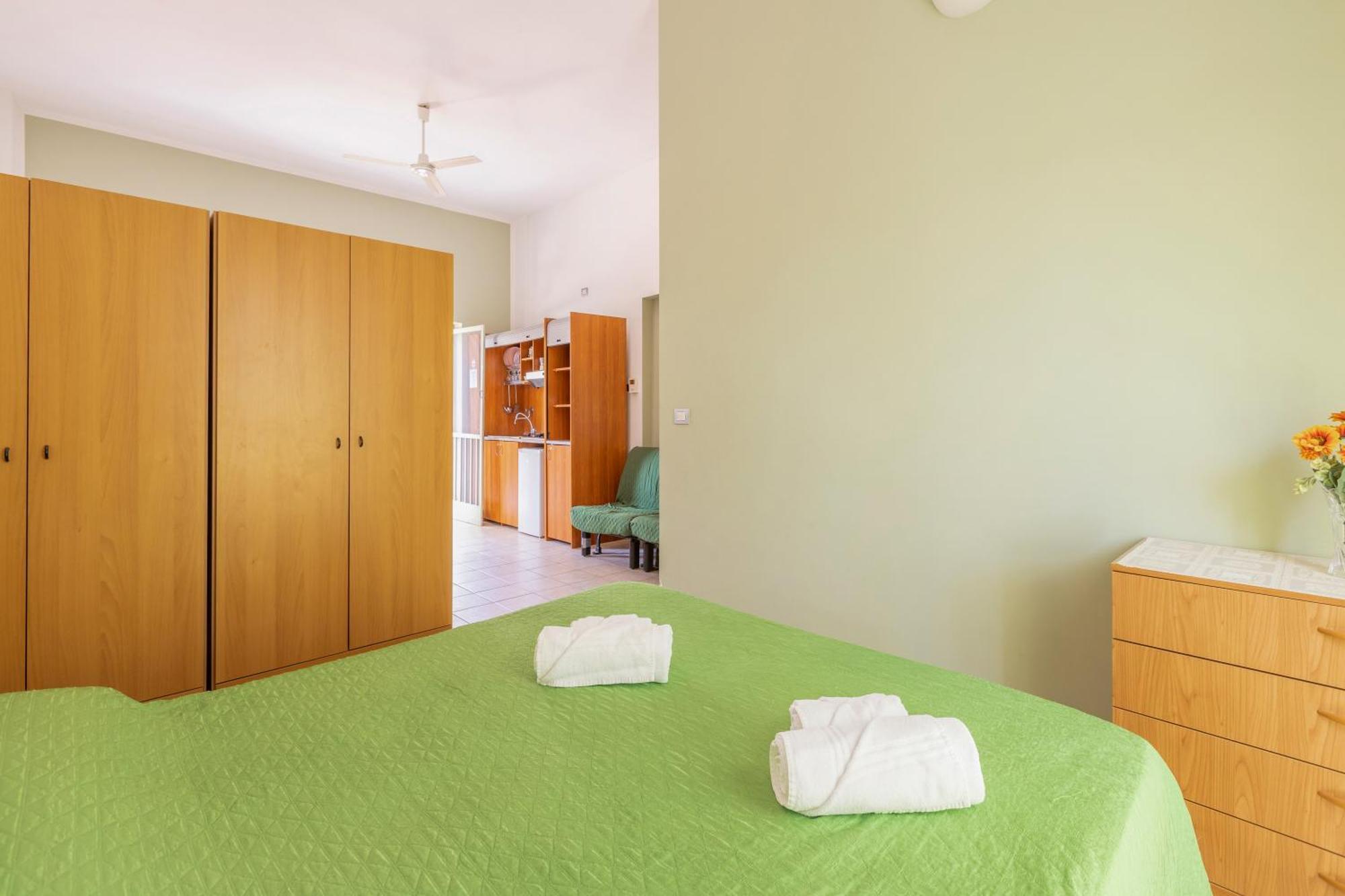 Hotel Palme Gemelle Vieste Esterno foto