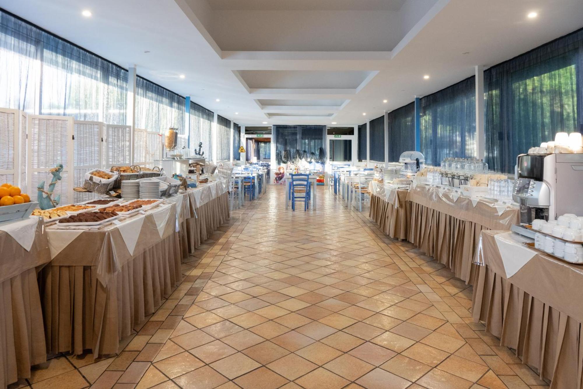 Hotel Palme Gemelle Vieste Esterno foto